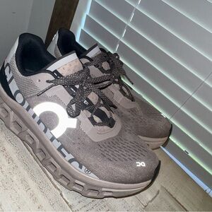 Cloud monster 1st version purple fog